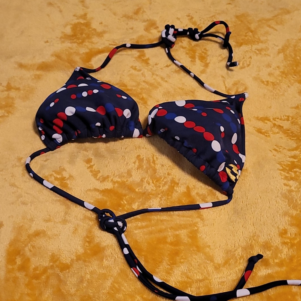 Billabong swimming top